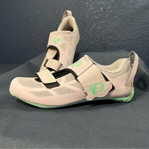 PEARL iZUMi Women’s Studio Cycling Shoes